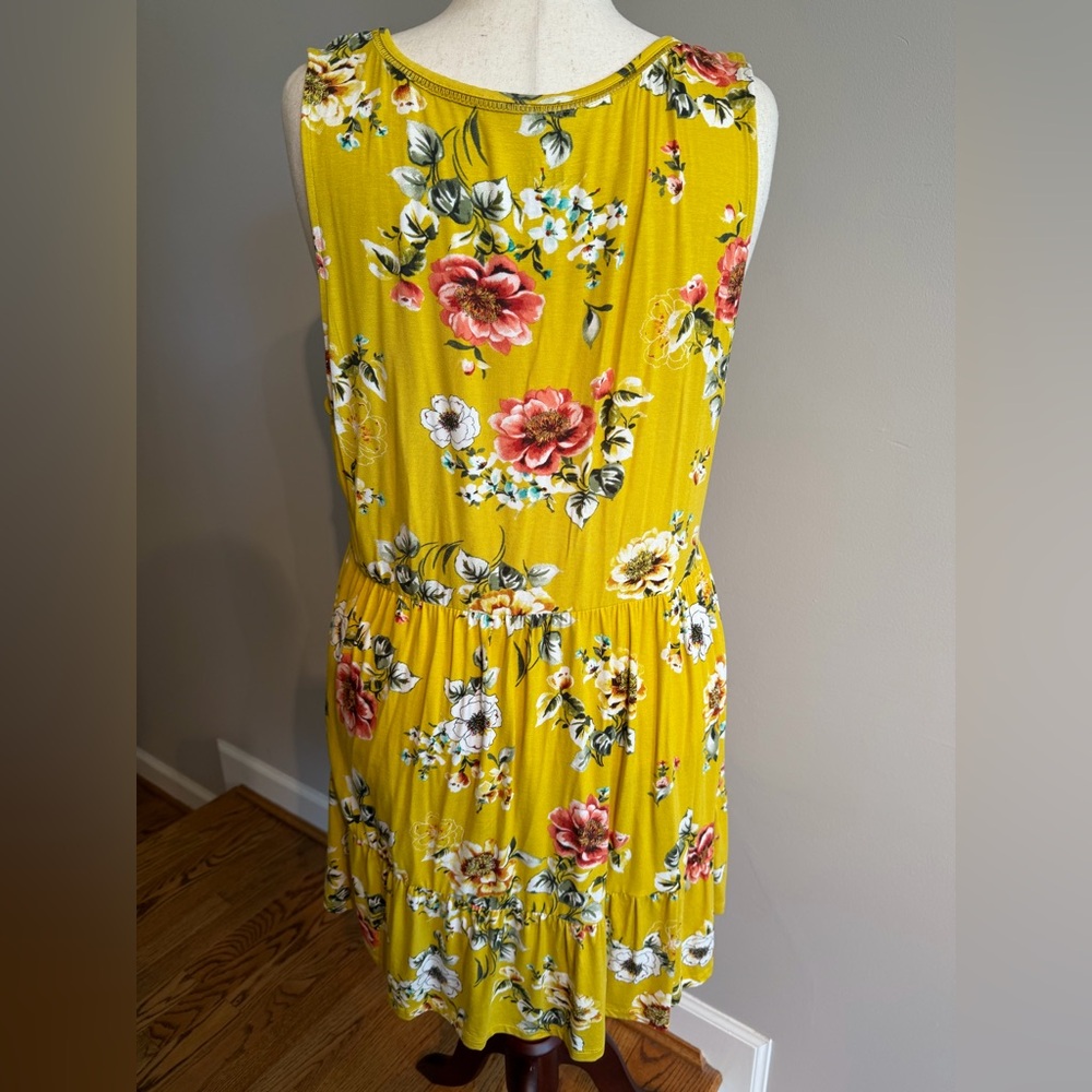 Torrid Yellow Floral Supersoft Tiered Babydoll Tank - Torrid Size 3 (22-24, 3X) - Picture 11 of 16